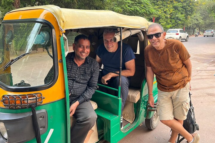 Tuk Tuk sightseeing tour of Agra's highlights, Agra
