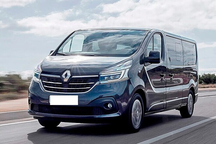 Departure Private Transfer Alghero City to Alghero Airport AHO by Minivan — Nightlife & evening things to do in Alghero