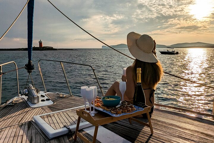 Sunset and Aperitif on a Sailing Boat in Alghero — Adventure things to do in Alghero