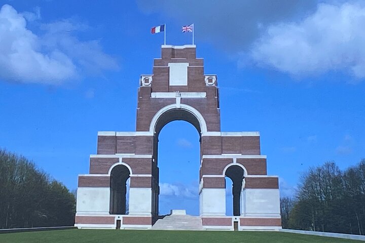 Private Full Day Tour of the Somme Battlefields — Luxury & private things to do in Amiens