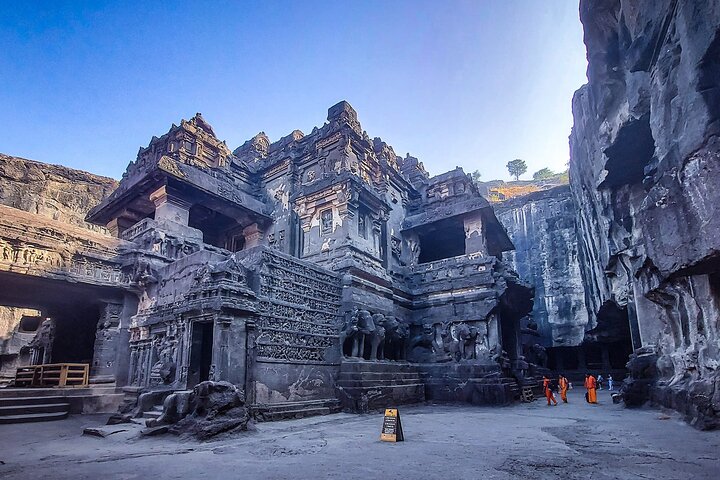 Full-day private tour of Ajanta and Ellora Caves from Aurangabad, Aurangabad