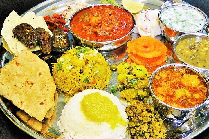 Maharashtrian food walking tour in Aurangabad, Aurangabad
