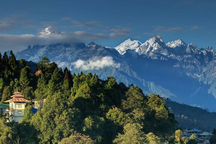 Darjeeling and Sikkim eco village tour, Bagdogra