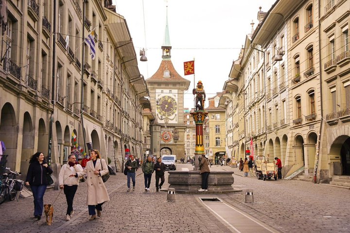 Discover Bern, Understand Switzerland Walking Tour, Bern