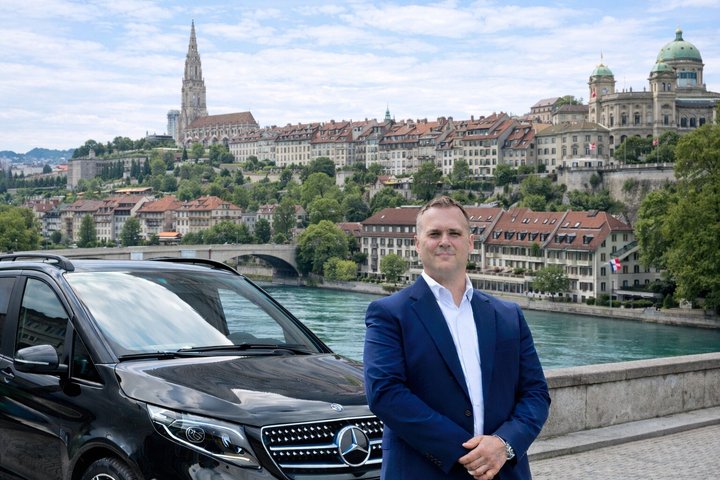 Private Day Trip Bern to Interlaken Lauterbrunnen and Grindelwald, Bern