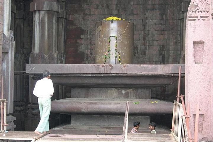 Private day tour to Bhimbetka Caves and Bhojpur from Bhopal, Bhopal