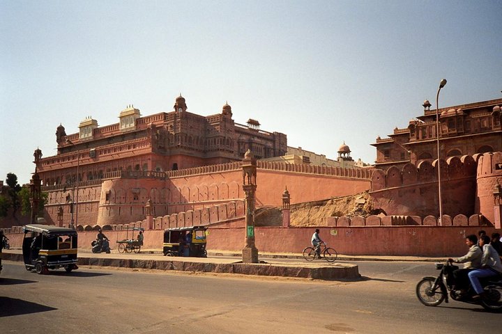 Guided walking tour of Bikaner