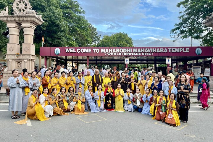 Buddhist pilgrimage tour from Bodhgaya to New Delhi, Bodh Gaya