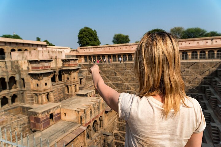 Visit Chand Baori and Fatehpur Sikri with drop-off in Agra, Bundi