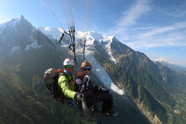 Fly in Paragliding! Paragliding experience over Chamonix!, Chamonix
