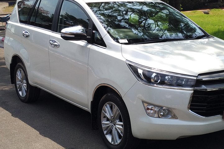 Private transfer from Chandigarh to Delhi, Chandigarh