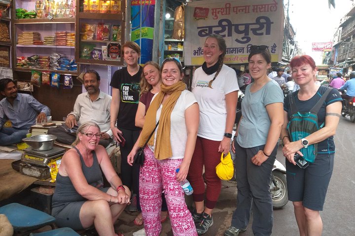 Overnight Taj Mahal tour with Old Kinnari Bazaar visit, Chandigarh