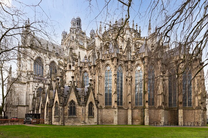 Den Bosch: City Walk Audio Guide in 7 Languages on your Phone, Eindhoven