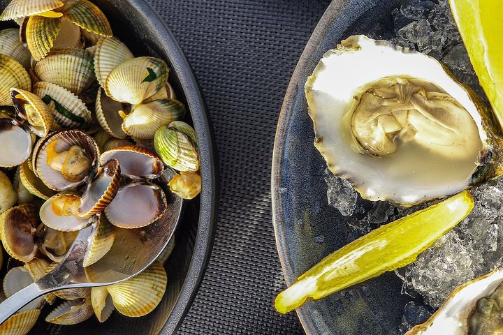 Faro Food Tour & Drinks and City highlights 10 Tastings, Faro