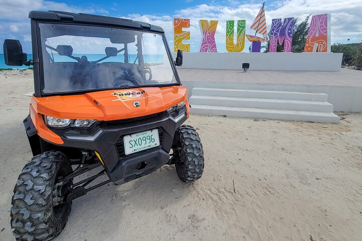 Exuma,Bahamas: 6 Seater Buggy/Jeep Rental with Bluetooth speakers, Great Exuma