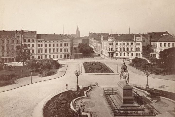 Fritz Haarmann murder tour through Hanover's old town — things to do in Hannover
