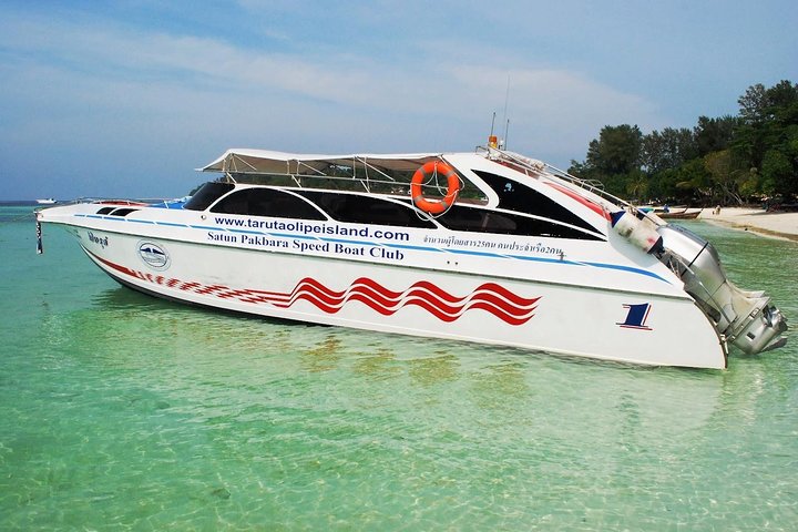 Hat Yai Town to Koh Lipe by Minivan and Satun Pakbara Speed Boat, Hat Yai