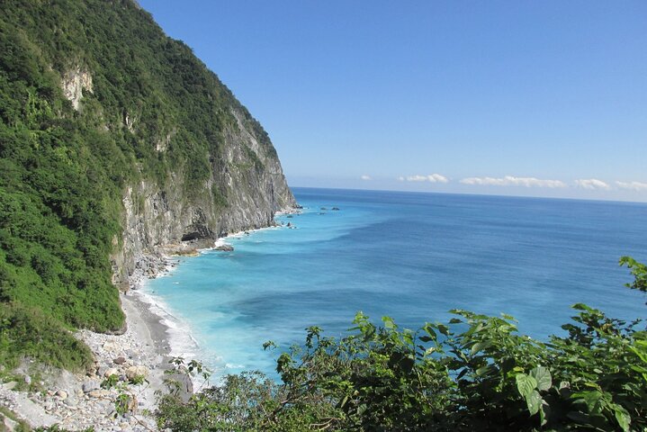 8-Hour Customize Your Wonderful Private Hualien Day Tour — Luxury & private things to do in Hualien