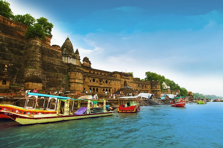 Maheshwar day tour from Indore, Indore