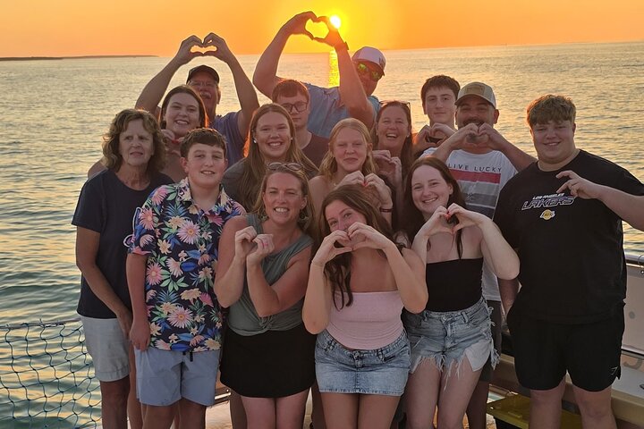 Sunset cruise with champagne toast in Islamorada, Islamorada