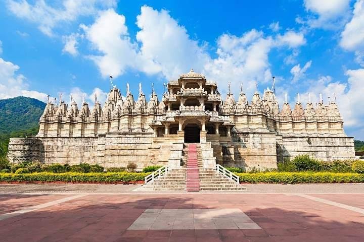 Private transfer from Jodhpur to Udaipur with optional stops, Jodhpur