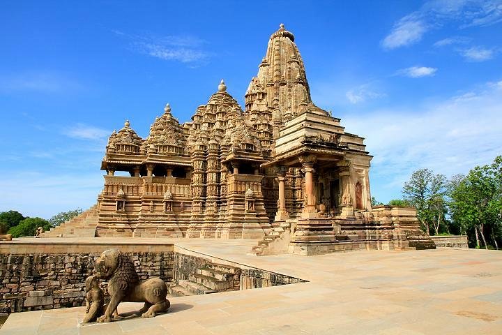 Full-day Khajuraho tour of temples and handicrafts, Khajuraho