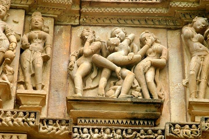 Kamasutra Temple private half-day tour in Khajuraho, Khajuraho