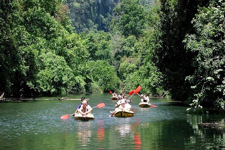 Khaosok National Park jungle trek and canoeing from Khao Lak — Adventure things to do in Khao Lak