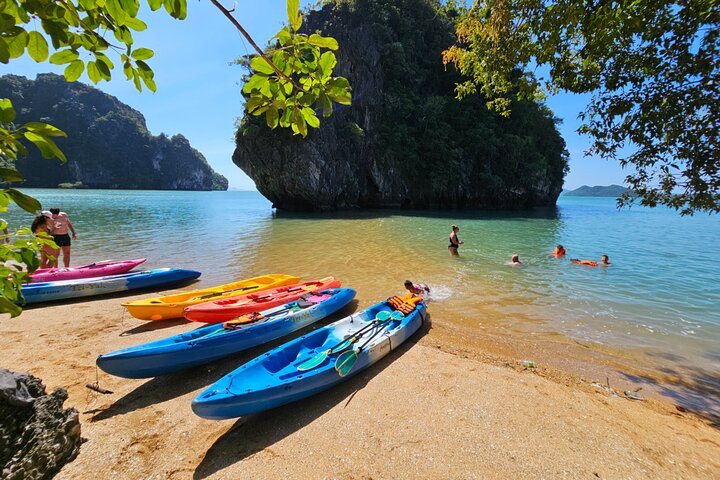 Half day 3 island, Kayaking (Talabeng Sea Cave) — Adventure things to do in Ko Lanta