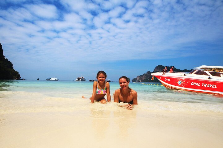 Snorkel Tour to Phi Phi Islands by Speed Boat from Koh Lanta — Day trips things to do in Ko Lanta