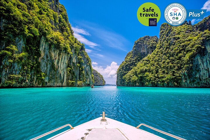 Snorkeling to Phi Phi Islands by Speedboat from Koh Lanta, Ko Lanta
