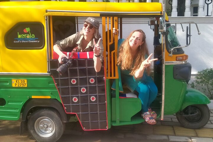 Private tuk-tuk tour of Kochi with cruise ship pickup