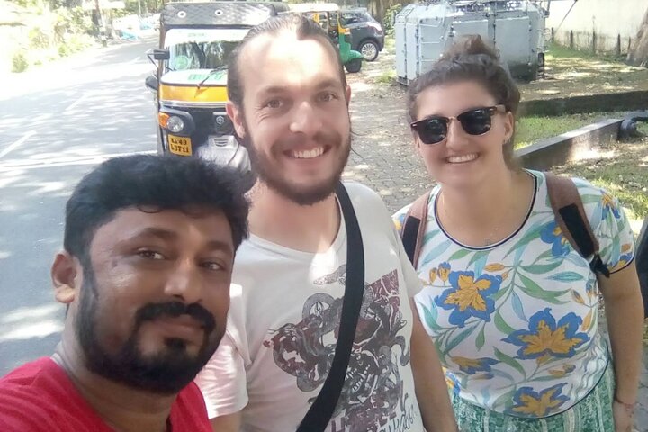 Kochi tuk-tuk sightseeing tour with cruise terminal pickup
