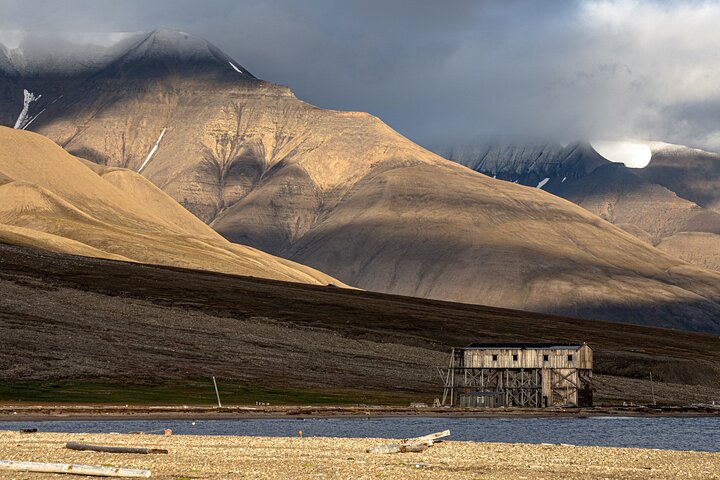 Explore the Legendary Town of Longyearbyen, Longyearbyen