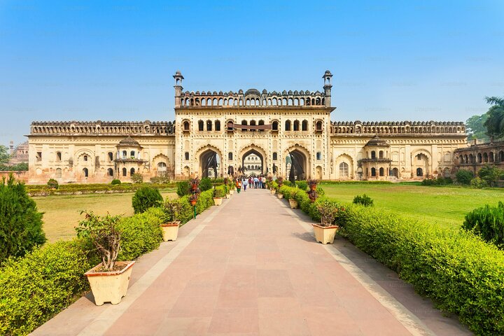 Full-day tour of Lucknow's heritage and cuisine, Lucknow
