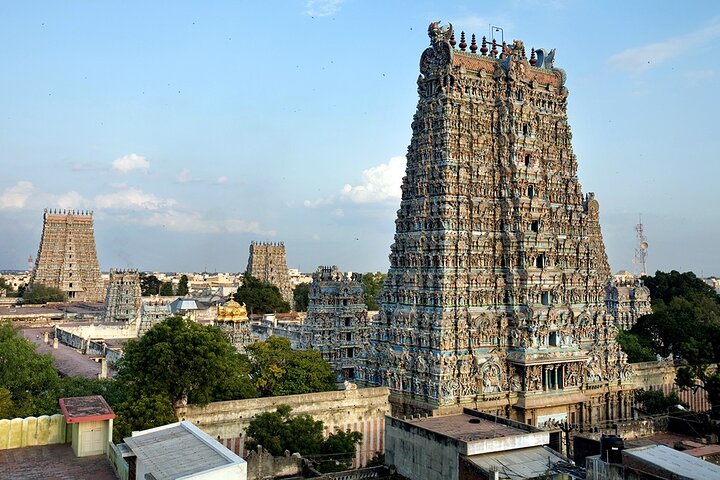Guided tour of Madurai's cultural landmarks by private car
