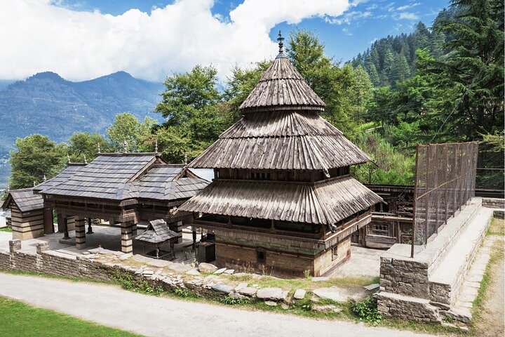 Guided walking tour of Manali's spiritual sites, Manali