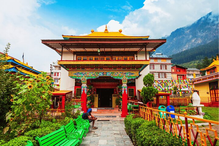 Guided walking tour of Manali's heritage and culture, Manali
