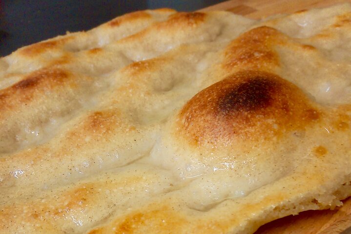 Learn Ligurian focaccia and pesto, Manarola