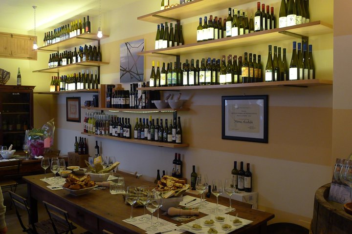 tasting and walk among the vineyards of the Cinque Terre — Food & drink things to do in Manarola