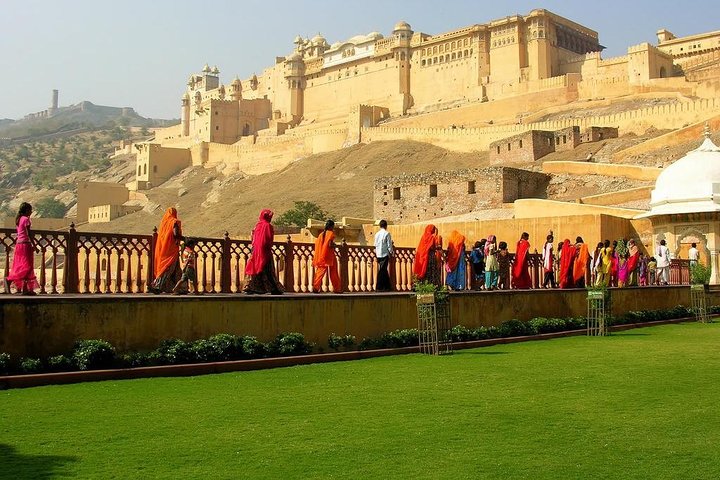 One-way private transfer from Mount Abu to Jaipur, Mount Abu