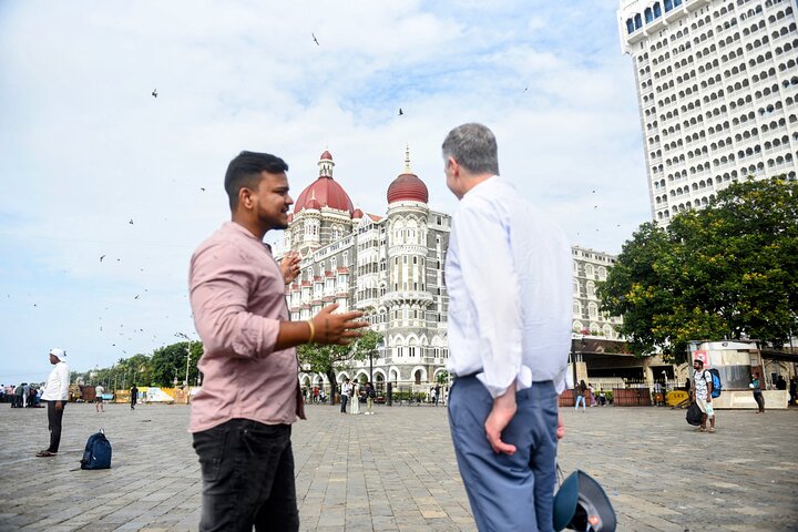 Full-day Mumbai sightseeing and Dharavi slum tour