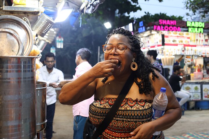 Mumbai street food and evening bazaar tour, Mumbai
