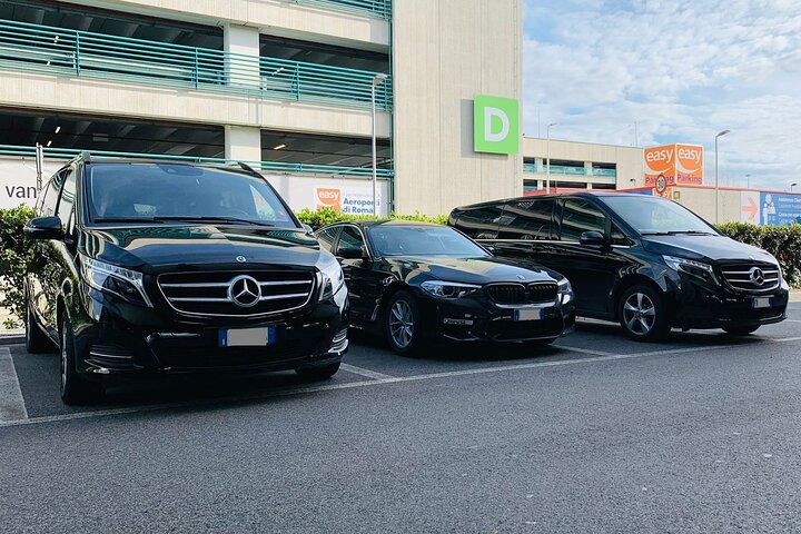 Nuuk Hotels to Nuuk Airport (GOH) Departure Private Transfer, Nuuk