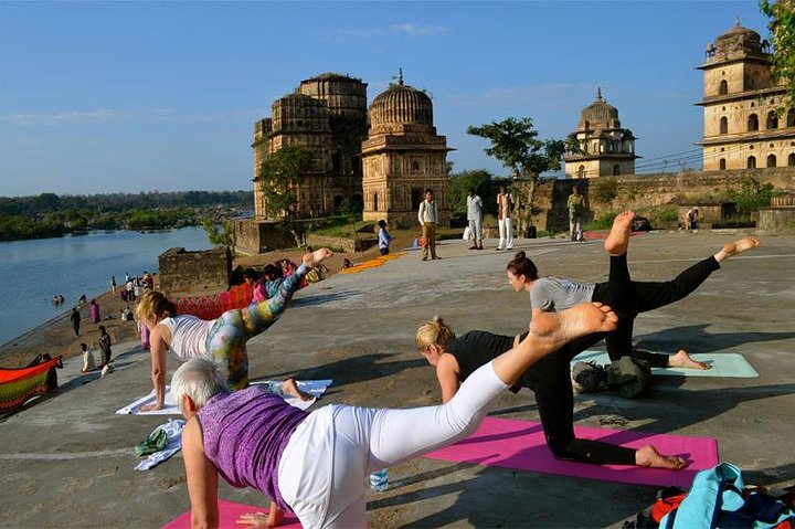 Private 2-hour yoga and meditation session in Orchha, Orccha