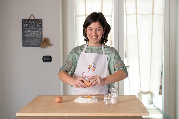 Private Pasta & Tiramisu Class at a Cesarina's home with tasting in Pavia, Pavia