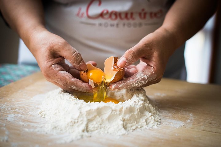 Private pasta-making class at a Cesarina's home with tasting in Pavia, Pavia