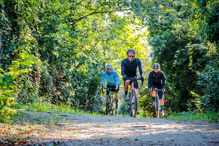 Rental E Bike Gravel Road and Guided Tours — Adventure things to do in Pesaro
