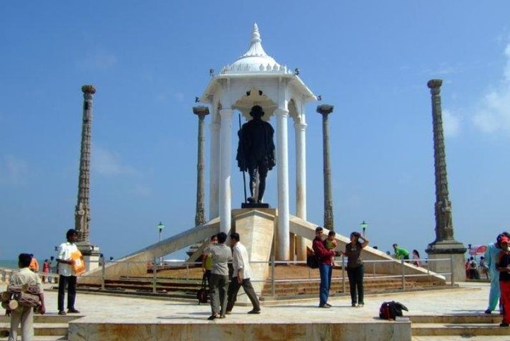 Cultural day tour of Pondicherry and Auroville with lunch, Pondicherry