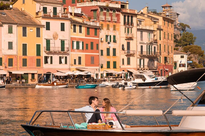Portofino Small-Group Boat Tour to San Fruttuoso & Camogli, Portofino